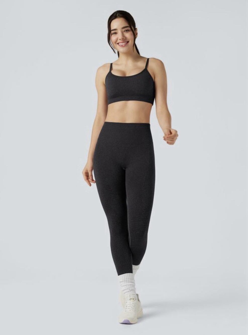 Halara Women's XL OneForm Seamless Flow Light Support U-Neck Yoga Sports Bra